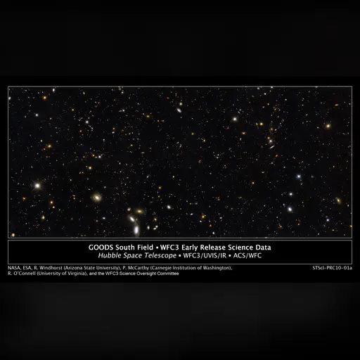 medium:photo space // 3600x2060 // 2.1MB // jxl // image/jxl // 415411main_south-field-full