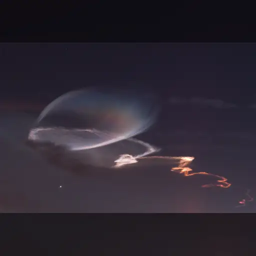 medium:photo space // 2048x1362 // 204.2KB // jxl // image/jxl // minotaur_hilton_big